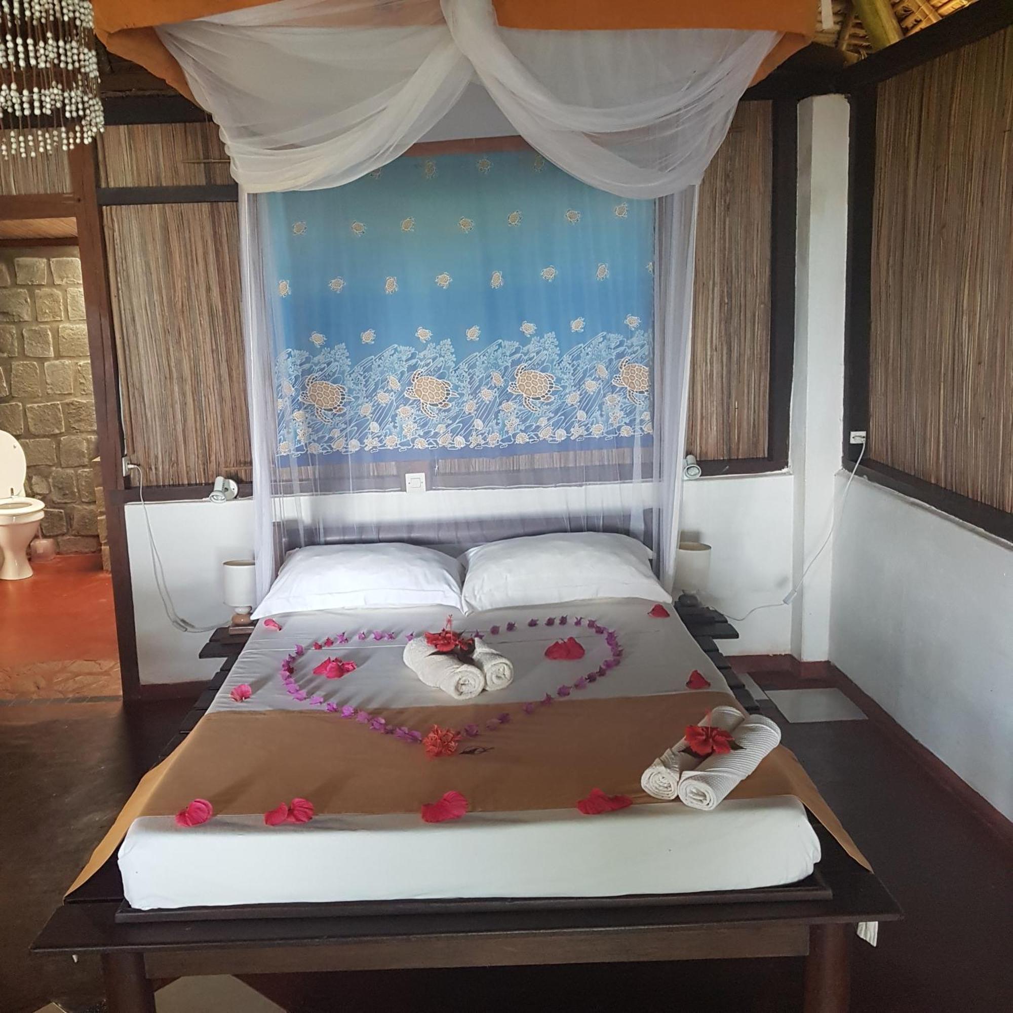 Libertalia Hotel Ile Sainte-Marie ภายนอก รูปภาพ